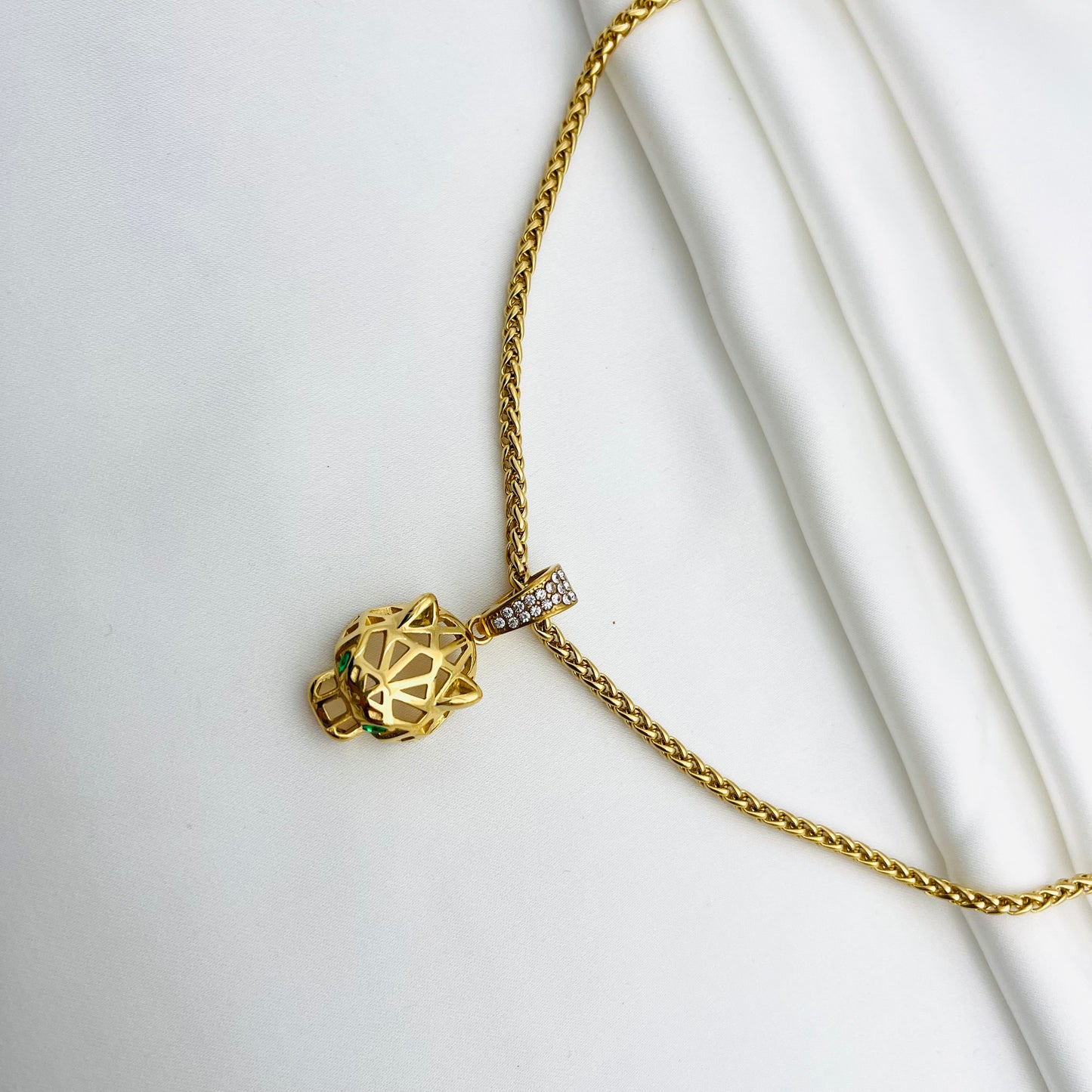 Collier JAGUE