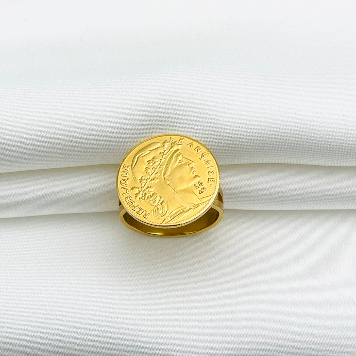 Bague LOUISE REINE