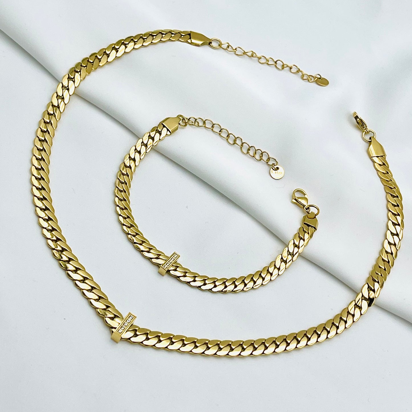 Parure RAS DE COU STRASS