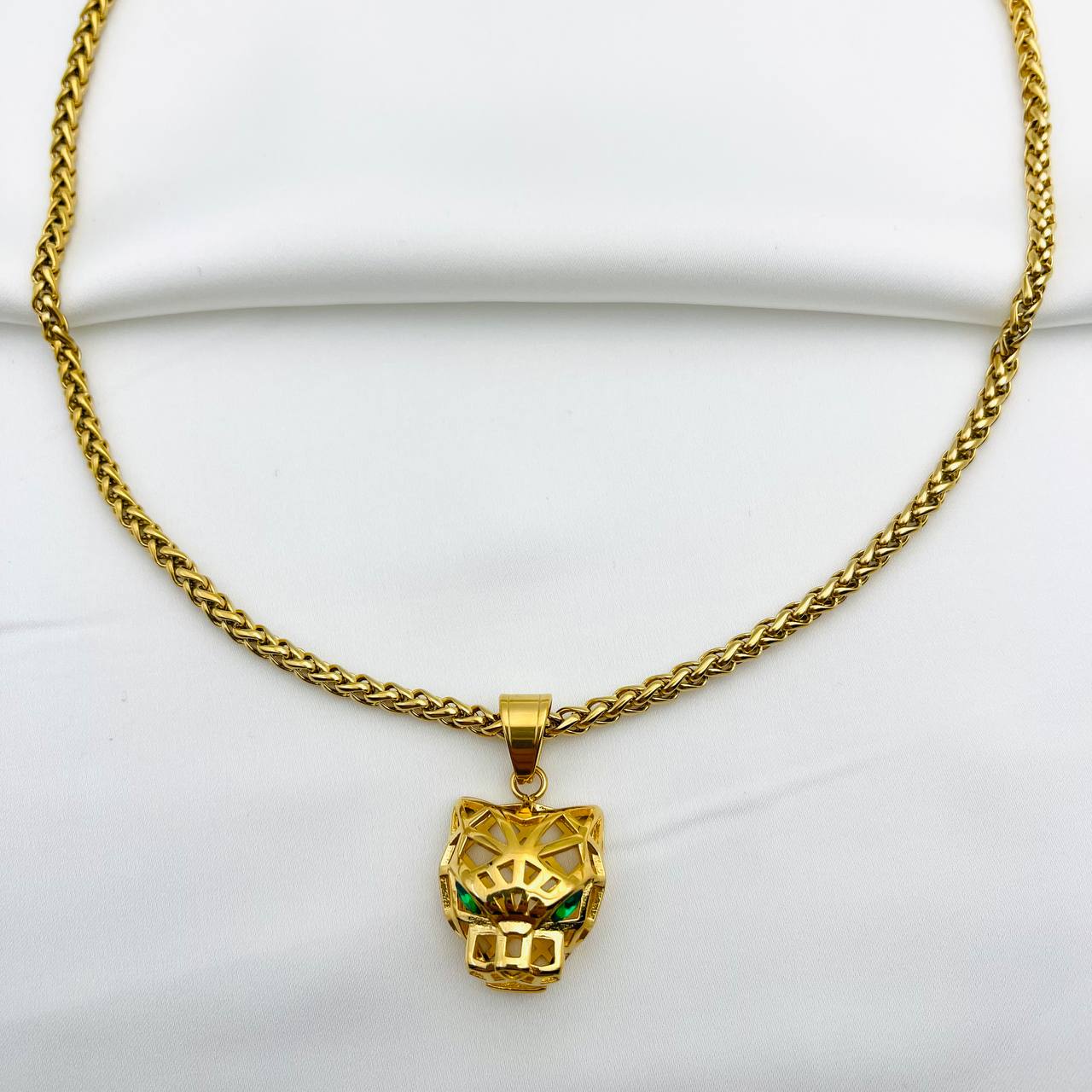 Collier JAGUE